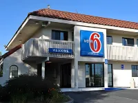 Super 8 by Wyndham Petaluma Hotels in Petaluma
