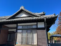 Mitsuba House - parking