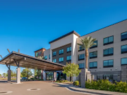 Holiday Inn Express & Suites GILBERT – MESA GATEWAY AIRPORT by IHG Hotels in Gilbert