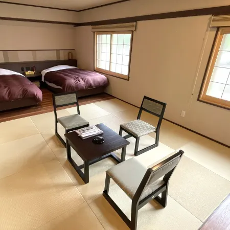 Jozankei Hot Spring Hotel Shiraito Отели рядом с достопримечательностью «Онсэн Jozankei»
