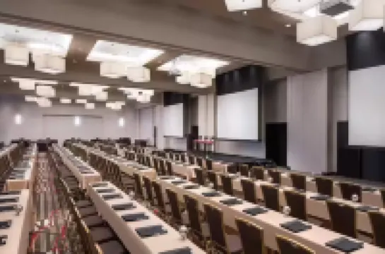 더블트리 바이 힐튼 덴버 테크