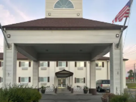 クオリティイン ポストフォールズ - クーアダリーン ポスト・フォールズのホテル