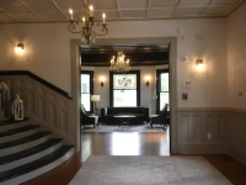 Sparrow Grove Manor Hotels in Monroe