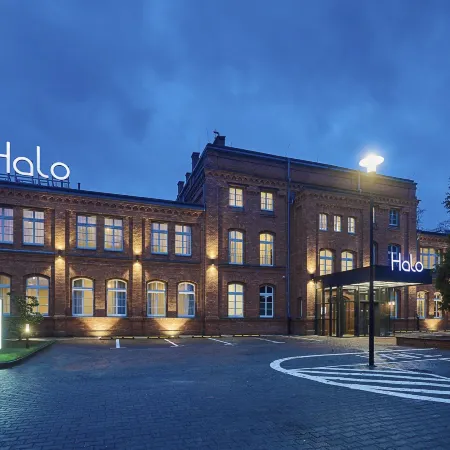 Hotel Halo Szczecin Отели рядом с достопримечательностью «Арена «Нетто»»