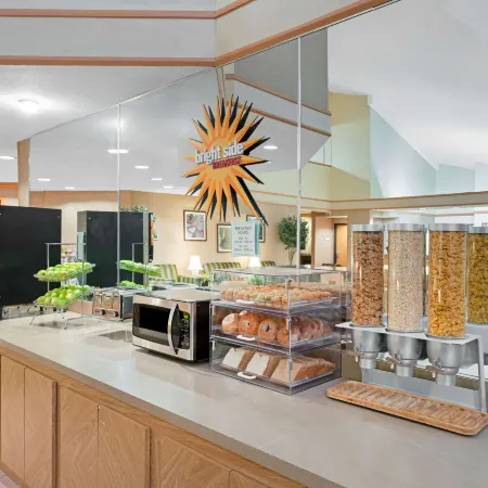 La Quinta Inn & Suites by Wyndham Salt Lake City - Layton