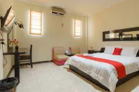 RedDoorz @ Dwipa Wisata Hotel Hotels in Bumi Waras