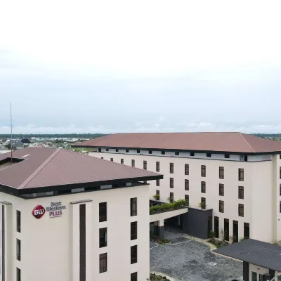 Best Western Plus at the Oxbow Lake Hotels near Charismatic Renaissance International Church Inc.