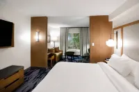 Fairfield Inn & Suites Louisville Airport Hotels near Kentucky Kingdom