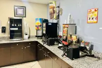 喬治敦麥客達套房酒店 - 早餐