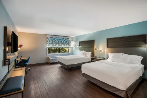 Tru by Hilton Warsaw Hotels in Warsaw