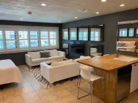 Luxe Seagrove Studio on 30a- 2 Minute Walk to the Beach!