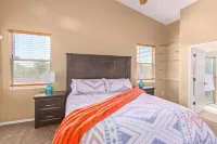 Beautiful Benson Getaway with Hot Tub