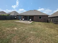 Cozy and Modern Home located in a New Secluded Subdivision Hotels near Glad Tidings Church