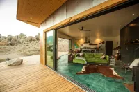 East Wind, unique house with majestic views