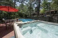 Little Owl Cabin #10 - Sleeps 6. Resort Pool&Spa, Fire Pit. Sdc 1 mi. Dogs ok!