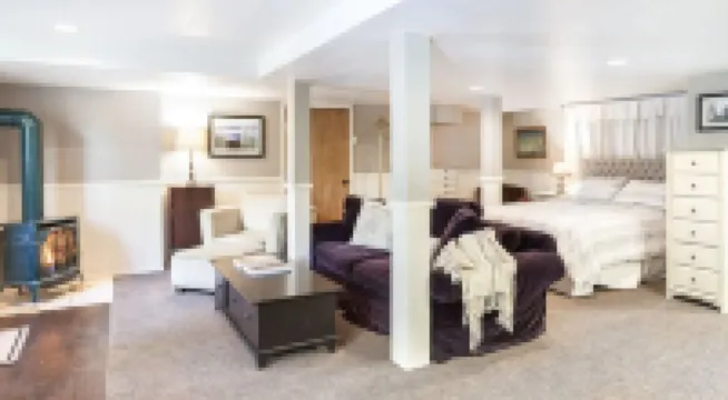 Broad Street Studio-LOCATION! walk to town