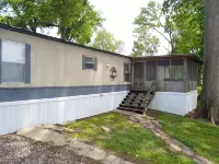 Eagle Lake Escape - lakefront - private lot - 3-Star