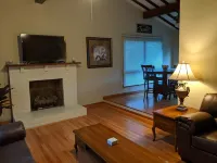 s1. Beautiful home in historic Scottsboro w/ pool