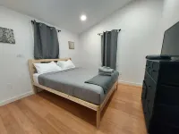 5br, private beach, waterfront for year round fun. Close to Ski and trials. 奧西皮住宿飯店