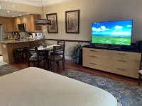 The Whaler!  ~Beautifully remodeled ground floor courtyard studio~