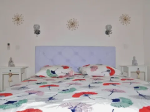 Au Mazet de Carmélina, an old building dating from 1850 in the heart of the Alpilles mountains Hotels in Paradou