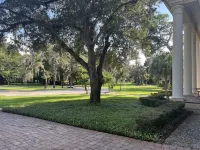 Heart of Bonita Springs!-5 miles from the beach