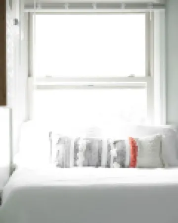 Minimalist-Style Apartment within walking distance of Downtown Johnson City