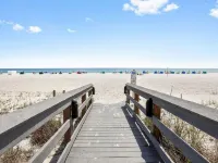 Seachase 903E - RELAX to Stunning Views from this Beautiful Beachfront Condo!