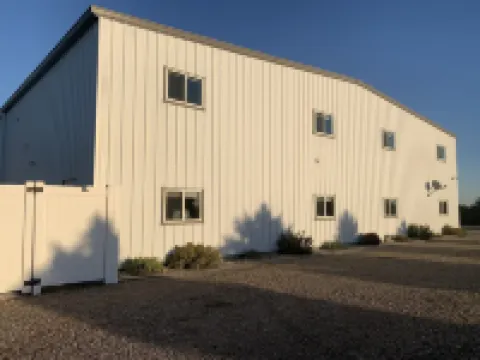 Enjoy the peace and quiet with a the beautiful country view