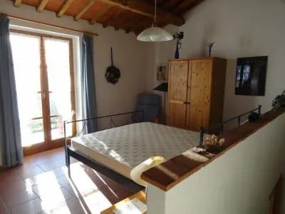 Beautiful stone house in Tuscany with terrace and balcony. Hotel in zona Conti di San Bonifacio Wine Resort - Vineyard Hotel in Tuscany