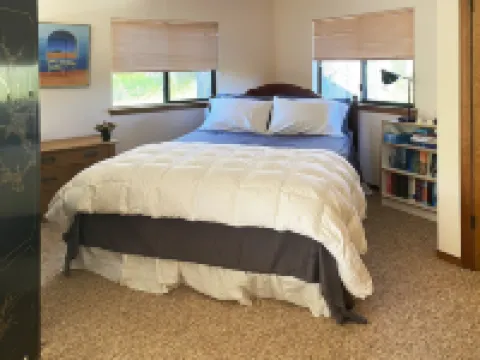 Cozy and Charming Apple Blossom Retreat—Relax with Nature