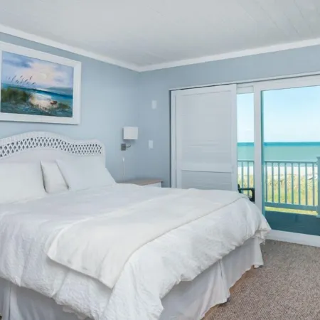 Licensed Totally Remodeled (2020Oceanfront Townhome with ocean views