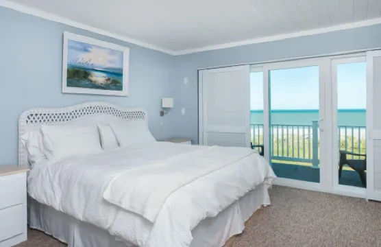 Licensed Totally Remodeled (2020Oceanfront Townhome with ocean views