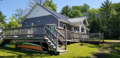 Fishermen and water lover's paradise!