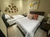 Unique Lux Suite, Riverfrt Resort & Spa, Ski in Out,Hot Tub,Ski Valet,Rm Service