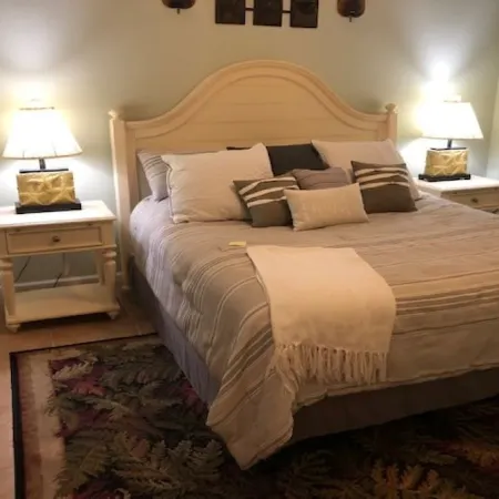 Luxurious Ocean- Front 5th Floor – 3/3 Corner Unit – Sleeps 8