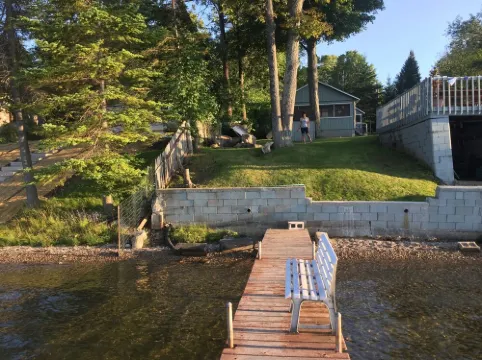 Beautiful Hubbard Lake Waterfront Cottage 1