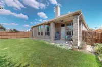 4-bedroom 2.5 bathroom house in welcoming Little Elm. Close to Lake Lewisville