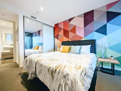Stylish oasis in the heart of Canberra CBD, free parking