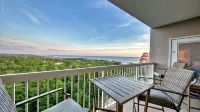 Summit at Tops'l 906--Endless Views & Coastal Chic! Pickleball Available