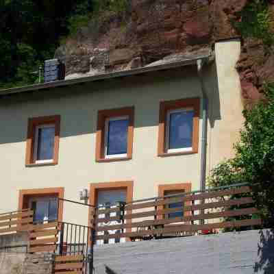 FELSENHAUS with view over Trier - living in the rock Hotel Exterior