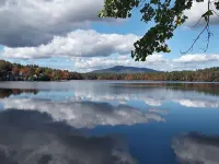 Vacationer's oasis on the waterfront of picturesque Pearly Pond. Hotels in Rindge