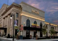 Quiet Neighborhood-5BR near Big E, Mass Mutual, Six flags Hotels in East Longmeadow