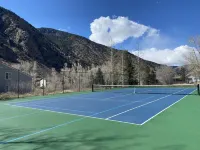Large house in the mountains, (pre-approved dogs welcome