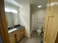 NeSoDak Lake View Lodge on Lake Enemy Swim