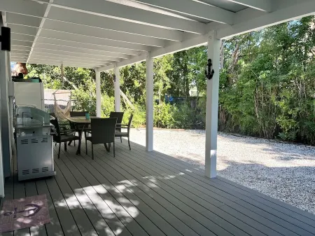 New 2/1 Remodeled Cozy Home in Tavernier Key Отели в г. Тавернье