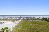 Jacksonville Beach Front Paradise-Close to Mayo