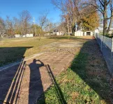 Park Place-Quaint home nestled between parks and lakes Hotels in Olney