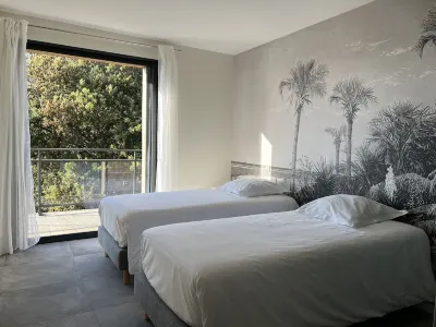 Villas Agosta - Camelia - sea view 50 meters from the beach (PMR standard) Hotels near Mur escalade