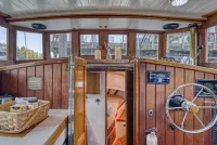Historic Charming Boat in Downtown Harbor